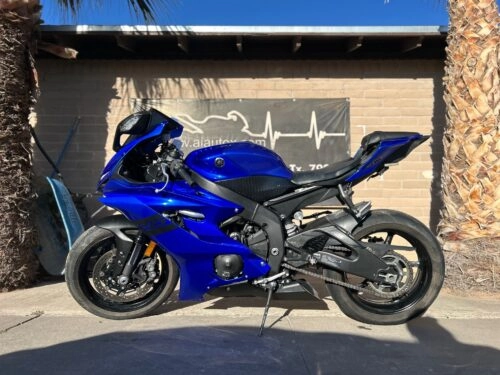 2019 YAMAHA R6 - Image 2