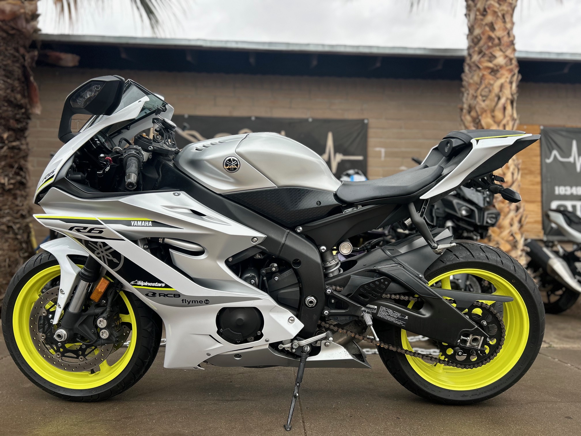 2017 YAMAHA R6 V:000603 - Image 3