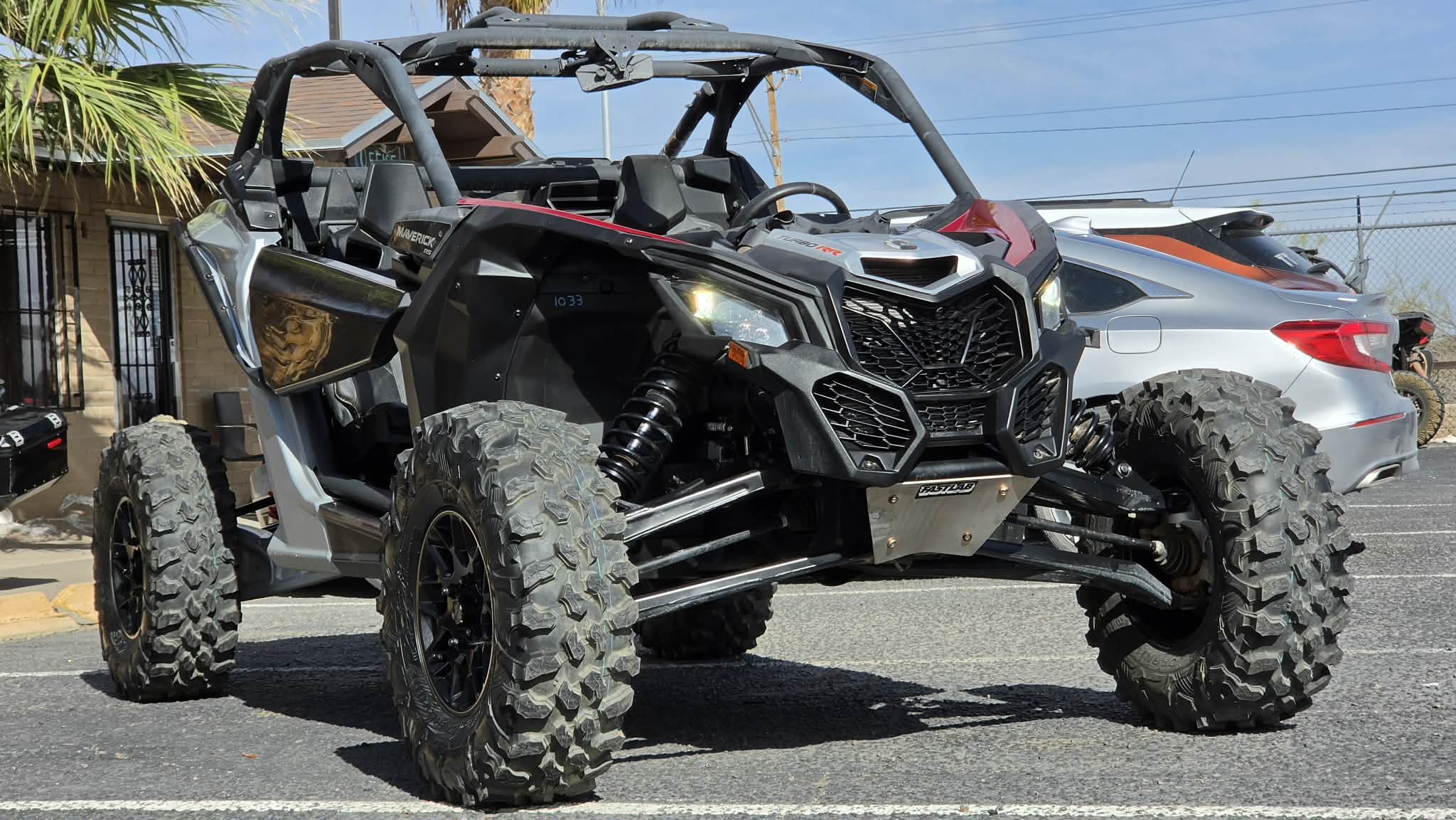 2025 Can-Am Maverick X3 RS Turbo RR V:000018 - Image 8