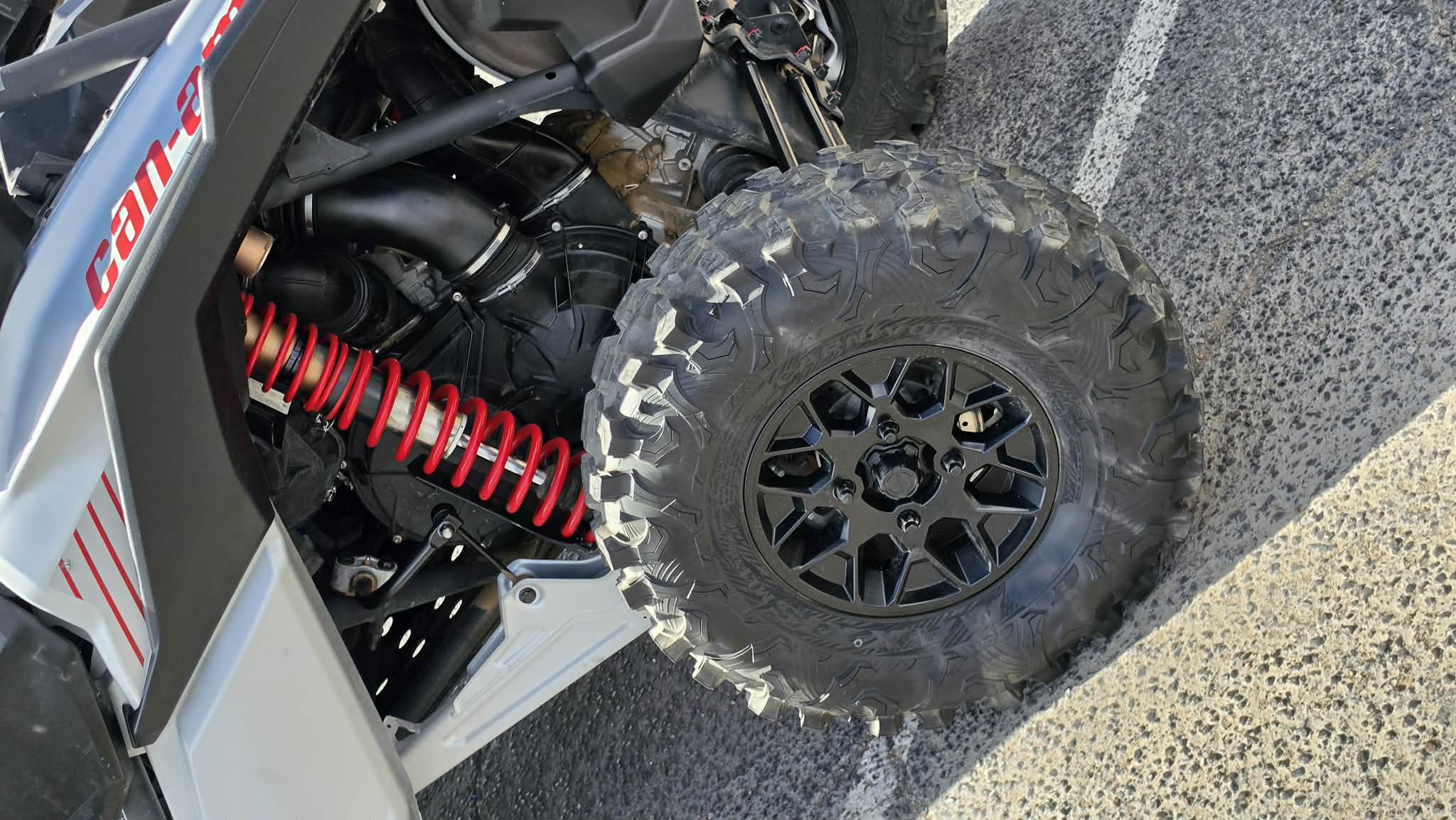 2025 Can-Am Maverick X3 RS Turbo RR V:000018 - Image 16