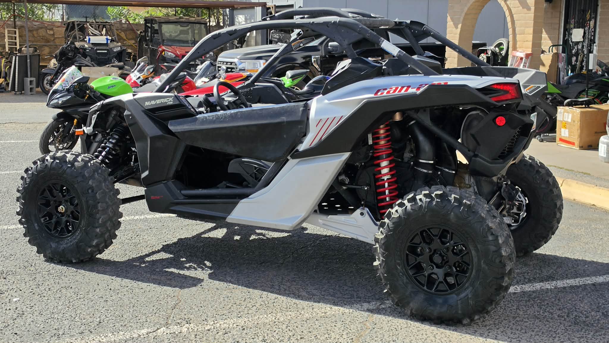 2025 Can-Am Maverick X3 RS Turbo RR V:000018 - Image 3