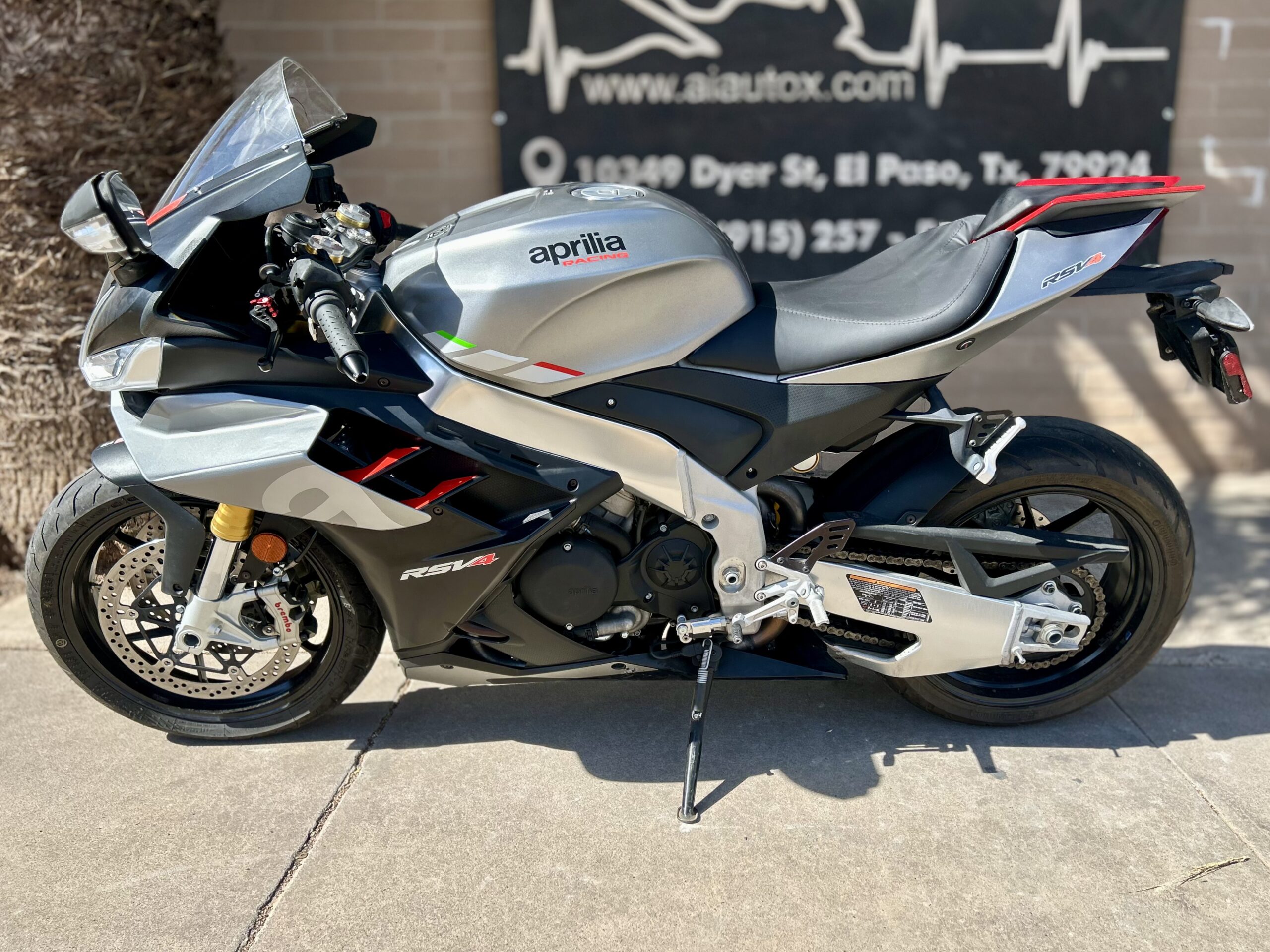 2021 APRILIA RSV4 1100 (ABS) V:000157 - Image 3