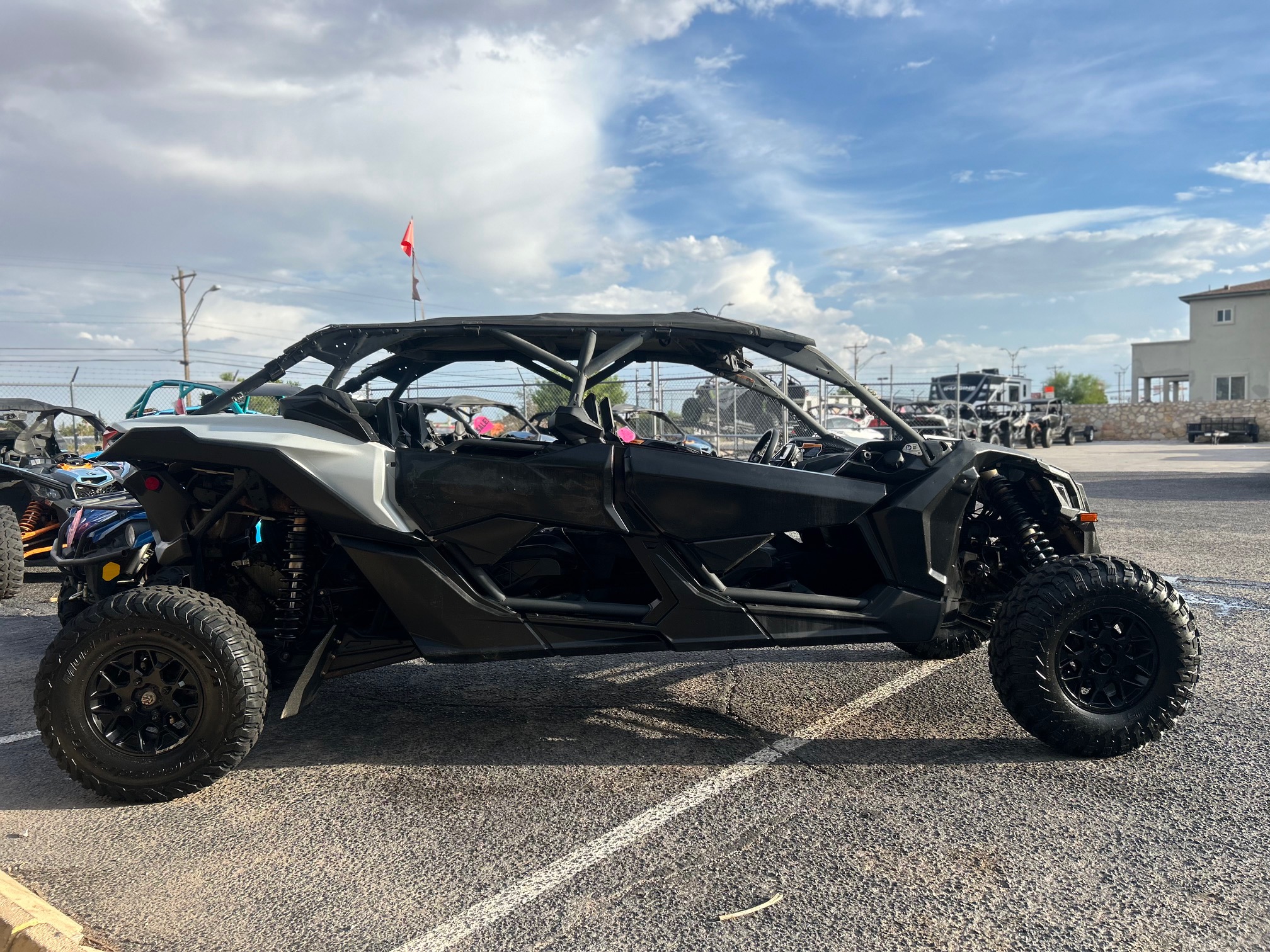 2024 CAN-AM MAVERICK X3 MAX RS TURBO V:001480 - Image 6