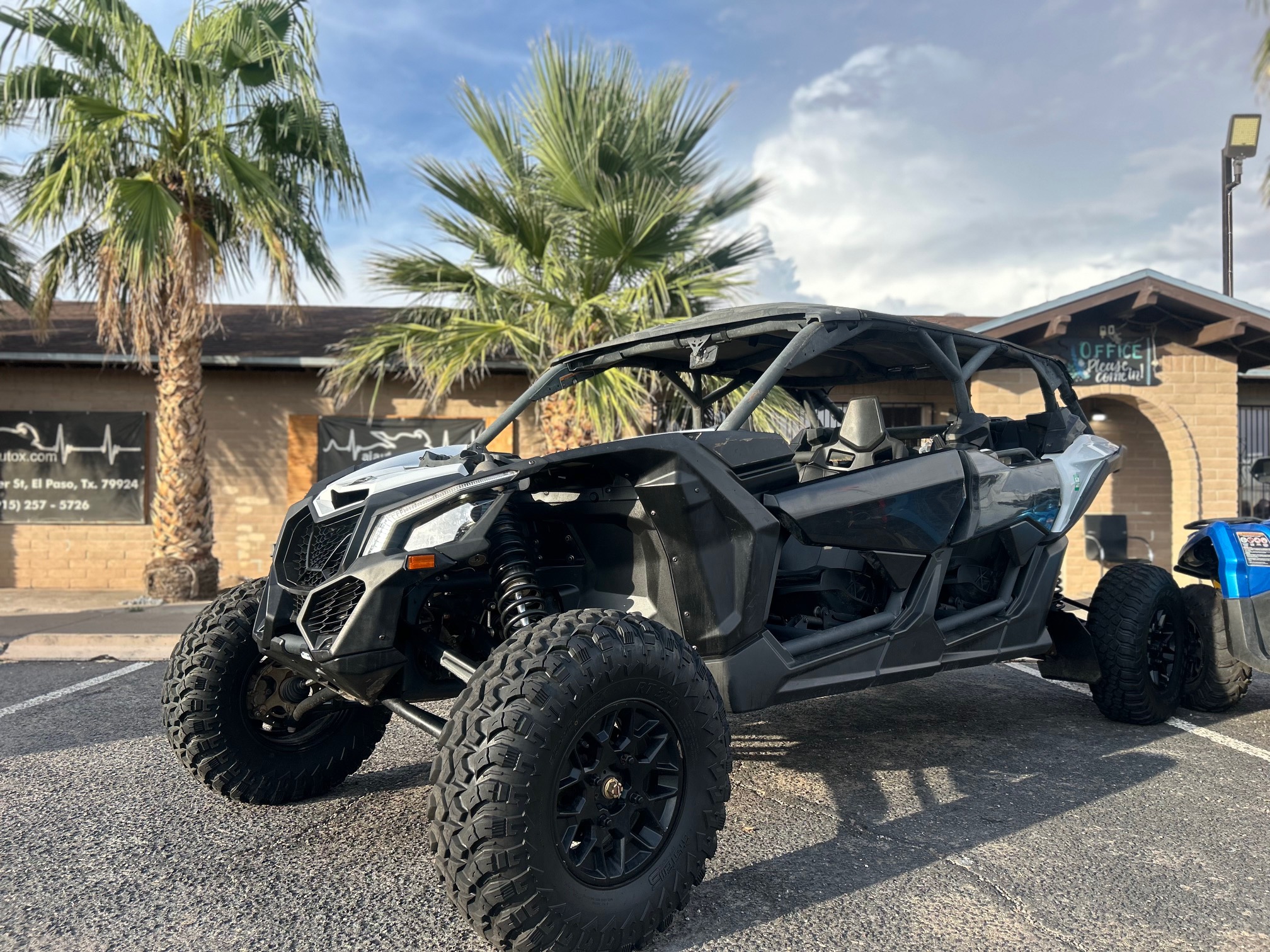 2024 CAN-AM MAVERICK X3 MAX RS TURBO V:001480